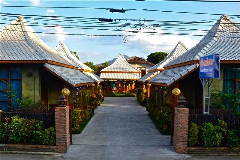 Huen Kham Kong Guesthouse Mae Sariang Exterior foto